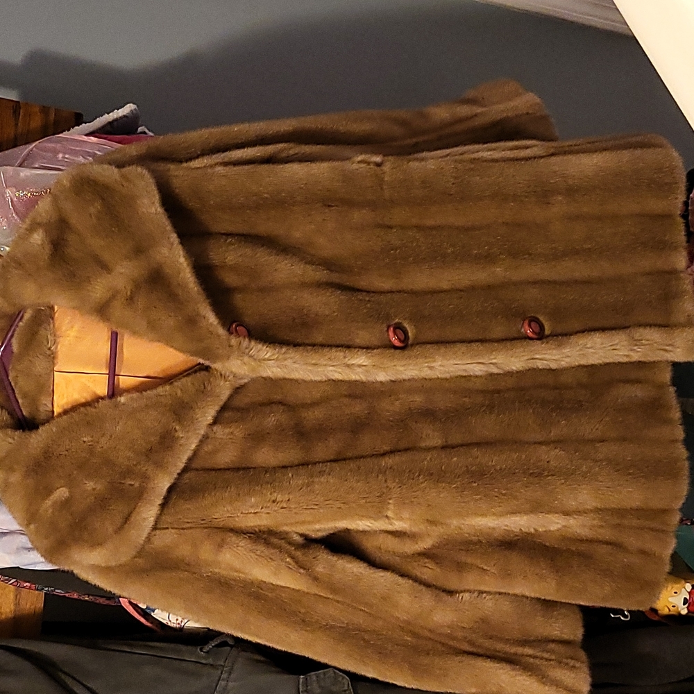 Tissavel of France beautiful faux fur coat